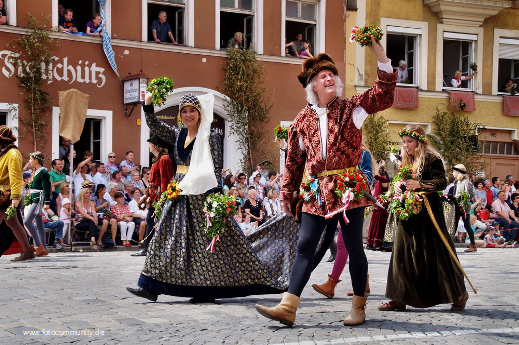 Bodas de Landshut: Celebración medieval colosal atrae a miles al festival más grande del mundo
